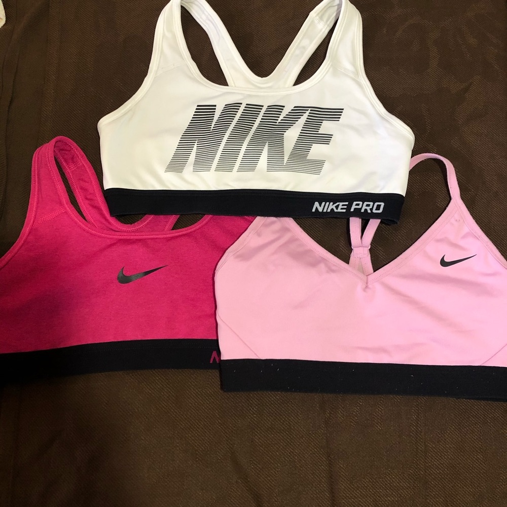 3 NIKE PRO TRAINING BRA SIZE S Condition: Good